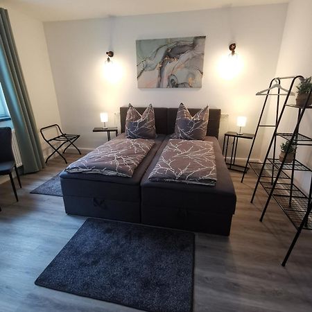 Airbnb, Moderne, Ruhige Und Helle Doppelzimmer, Naehe Magdeburg, A14 & A2 Hotell Dahlenwarsleben Eksteriør bilde